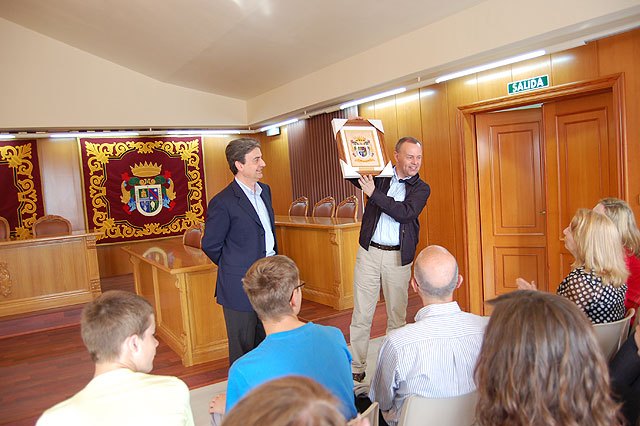 El alcalde de Alguazas recibe a un grupo de estudiantes ingleses - 1, Foto 1