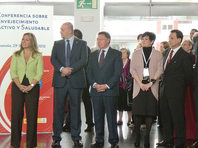 Bascuñana presenta en Logroño las iniciativas de la Comunidad para favorecer la autonomía de los mayores - 1, Foto 1