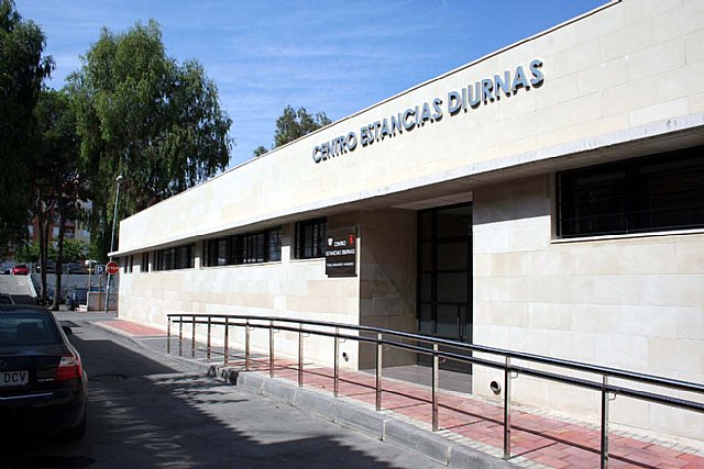 Comienzan las charlas sobre nutrición, dentro de las actividades del mes de mayo programadas por el Área de la Mujer - 1, Foto 1