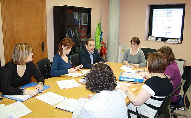 La Comunidad financia la rehabilitación del parque público de viviendas de Alcantarilla - 1, Foto 1