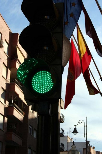 El Ayuntamiento de Alcantarilla completa la sustitución de las lámparas de los semáforos, hasta ahora de tipo incandescente ó halógena, por las de tecnología led - 2, Foto 2