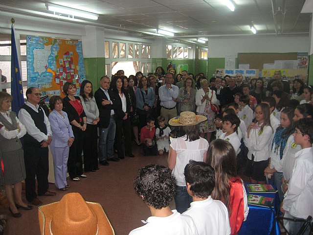 María Dolores Sánchez inaugura la biblioteca del CEIP La Arboleda en La Flota - 3, Foto 3