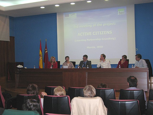 Expertos europeos se reúnen en Murcia para mejorar la calidad de la educación en consumo - 1, Foto 1