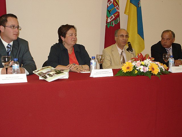 Un libro recoge la Historia de Las Lomas del Albujón - 1, Foto 1