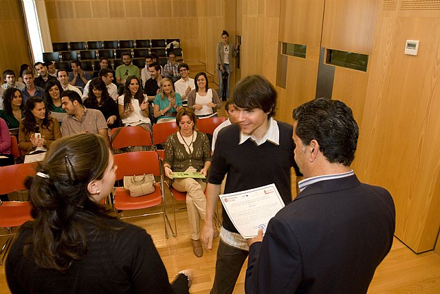 26 becarios del programa Leonardo Da Vinci reciben sus diplomas - 4, Foto 4