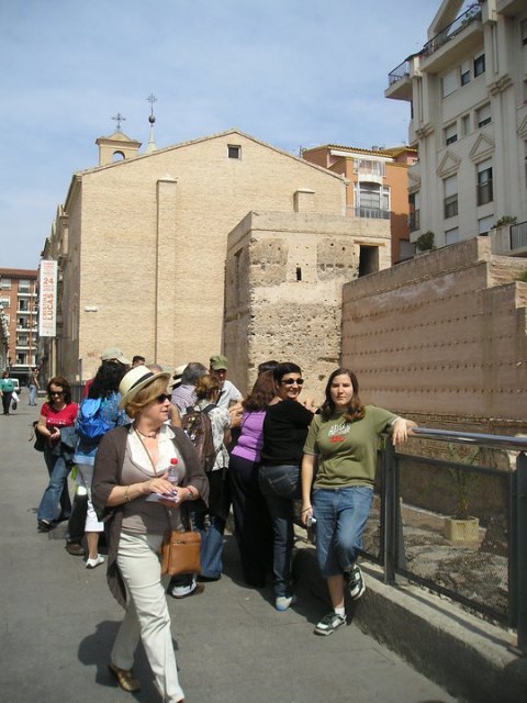 Perfilando la vieja muralla andalusí - 1, Foto 1
