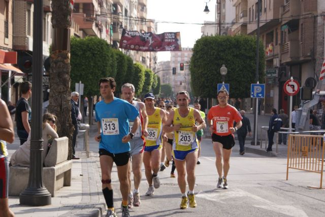 El Club Atletismo Totana primero en la V Media Maratn 