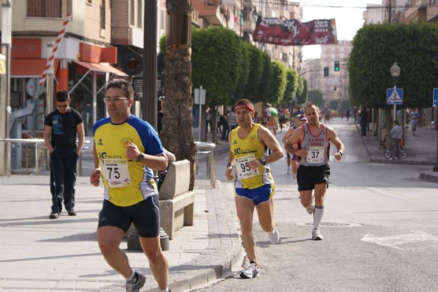 El Club Atletismo Totana primero en la V Media Maratn 