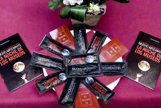 Medio millón de azucarillos endulzan el Festival Mucho Más Mayo - 4, Foto 4