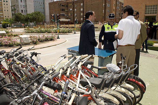 El Ayuntamiento dona 39 bicicletas y un triciclo para niños de Malí - 4, Foto 4