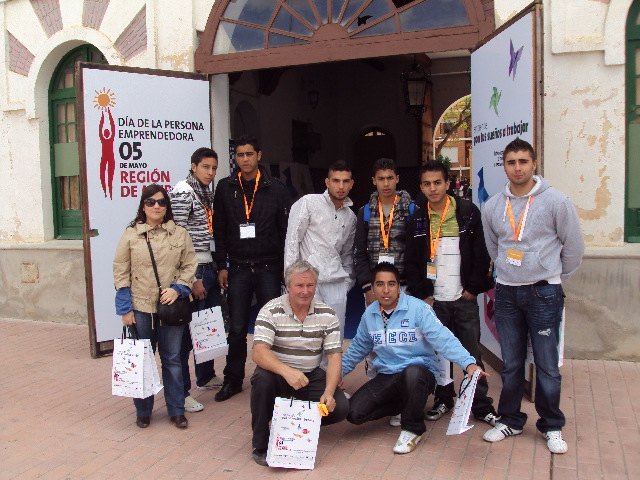 Los alumnos del PCPI de Alguazas se van de excursión - 1, Foto 1