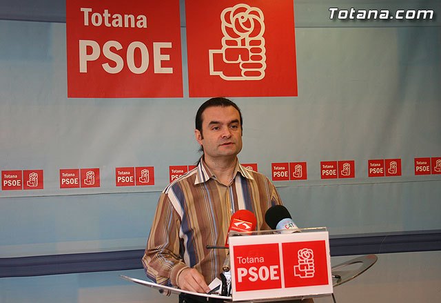 Rueda de prensa PSOE Totana sobre el PGOM, Foto 1