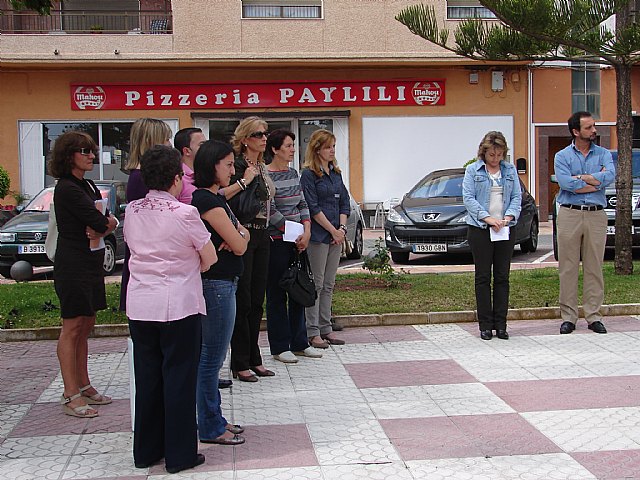 Un minuto de silencio en apoyo a las víctimas de la violencia de género - 1, Foto 1