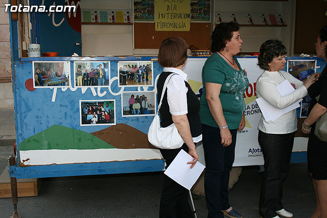 Totana se suma a la conmemoracin del 