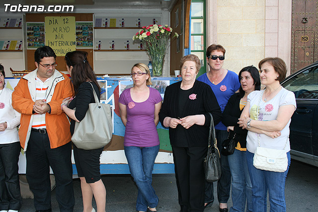 Totana se suma a la conmemoracin del 