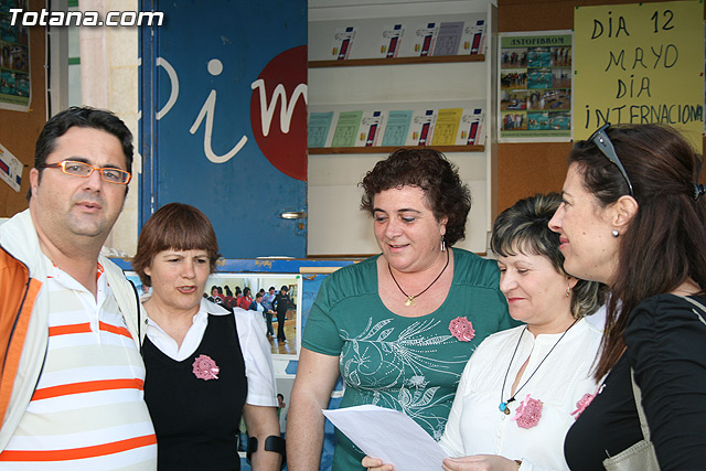 Totana se suma a la conmemoracin del 