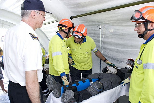 Los aspirantes a bomberos aprenden a actuar ante derrumbes de edificios y escapes de gas - 5, Foto 5