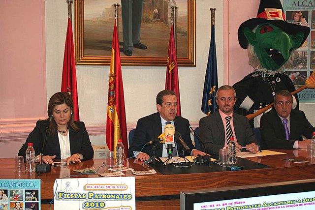 Lucía Hoyos, modelo y actriz, será la pregonera de las Fiestas Patronales de Alcantarilla 2010 - 1, Foto 1