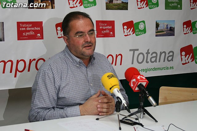 IU Totana apoyará las movilizaciones contra las medidas del Gobierno, que hace pagar a los débiles lo que han derrochado los poderosos y responsables de la crisis - 1, Foto 1