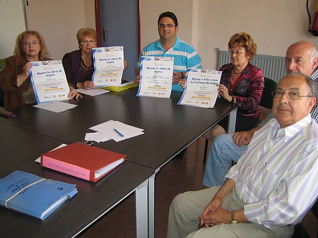 Bienestar Social presenta los talleres formativos que se han organizado en virtud de la colaboración de la Obra Social de la CAM - 1, Foto 1