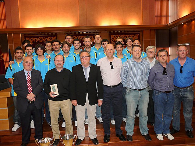 El Alcalde de Molina de Segura recibe al AD Molina por su ascenso a Liga EBA - 1, Foto 1