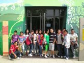 Los participantes del Proyecto de integración socioeducativa de menores inmigrantes realizan una visita educativa