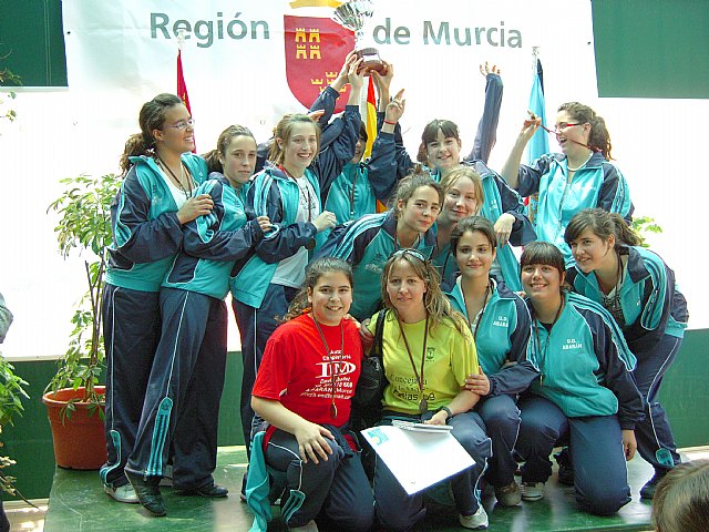 Los infantiles del colegio Fahuarán, campeones regionales - 1, Foto 1