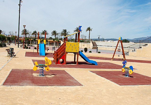 Los niños de Lorquí  cuentan con nuevas y renovadas áreas de juegos infantiles - 3, Foto 3