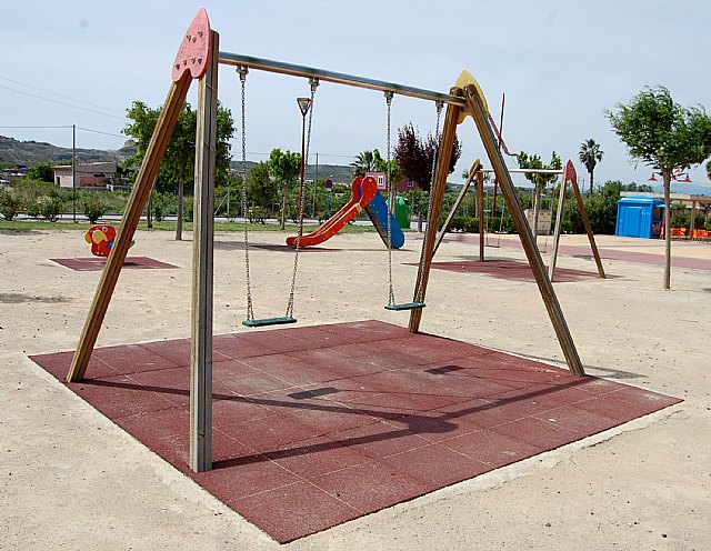 Los niños de Lorquí  cuentan con nuevas y renovadas áreas de juegos infantiles - 4, Foto 4
