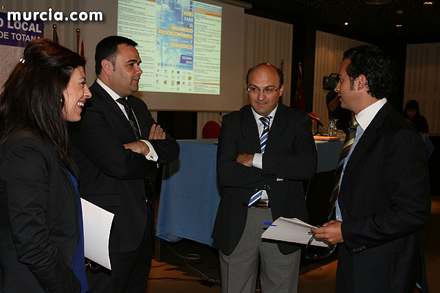 El municipio se convierte en el foro de debate de las oportunidades de negocio de la comarca del Guadalentn - 2