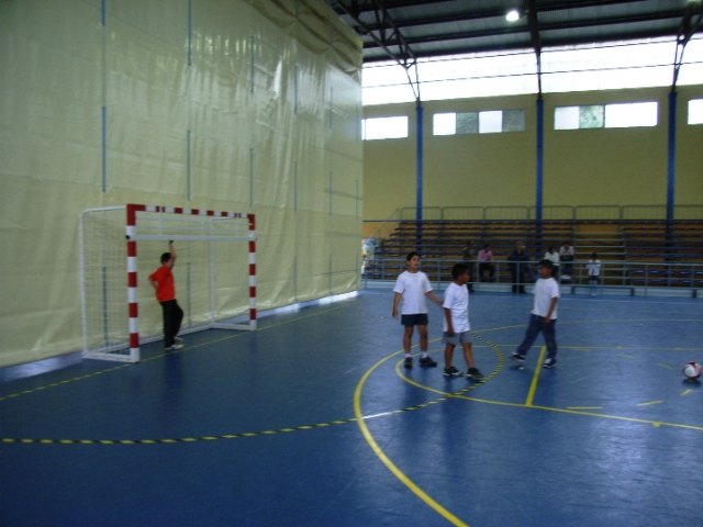 El equipo benjamín del colegio Reina Sofía participa en la jornada de los cuartos de final de multi-deporte benjamín en Abarán, Foto 2