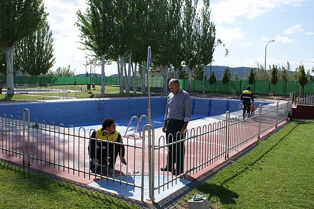 Puesta a punto de las piscinas municipales para su apertura - 1, Foto 1