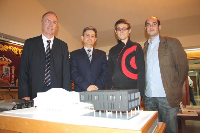 Un total de 33 trabajos se presentan al concurso de ideas que ha financiado Obras Públicas para ampliar el Ayuntamiento de Alguazas - 1, Foto 1