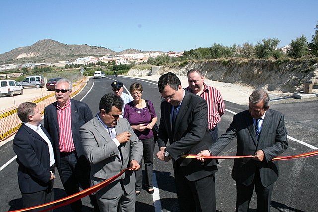 La Comunidad inaugura el nuevo Puente Santo y la carretera de Valentín, que agilizarán las comunicaciones en el Noroeste - 2, Foto 2