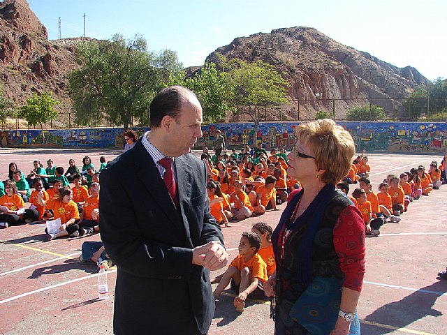 500 alumnos de seis centros educativos de la Región participan en el Colegio de San Cristóbal en unas jornadas intercentros - 1, Foto 1