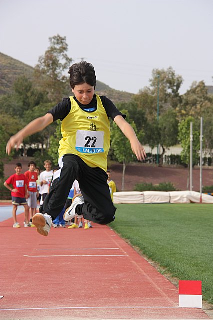 100 escolares lorquinos participarán este fin de semana en la final regional de atletismo que se celebrará  en Alhama - 1, Foto 1