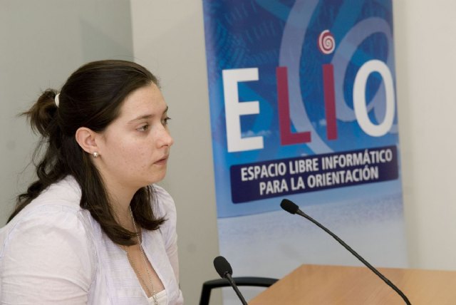 La ADLE abre con ELIO un espacio informático para la búsqueda de empleo - 1, Foto 1