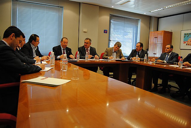 El Plan E del Gobierno de España ha mantenido la actividad de 352 empresas en la Región de Murcia y generado 13.200 puestos de trabajo directos - 1, Foto 1