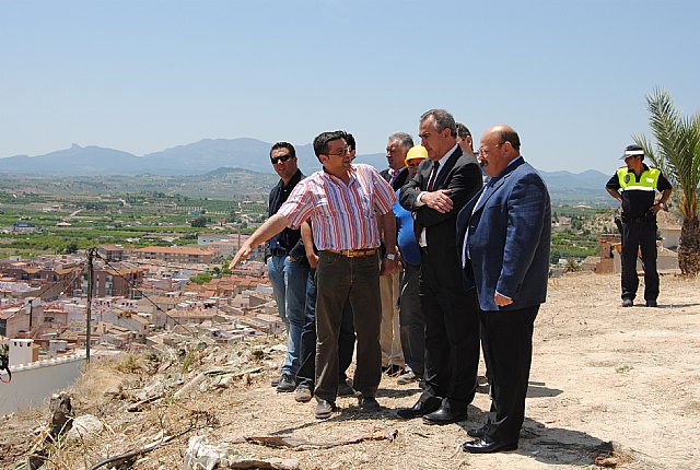 El Plan E invierte en la protección de taludes y construcciones de muros para la reducción de los riesgos de desprendimientos en las laderas del Castillo de Mula - 1, Foto 1