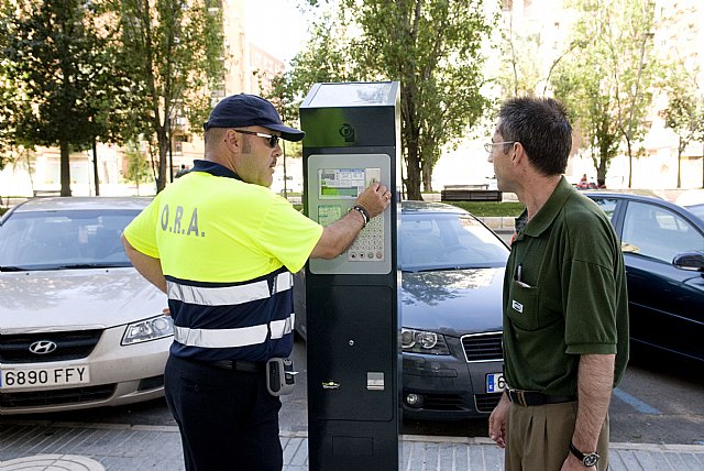 El Ayuntamiento se encarga desde hoy de la recaudación de la ORA - 1, Foto 1