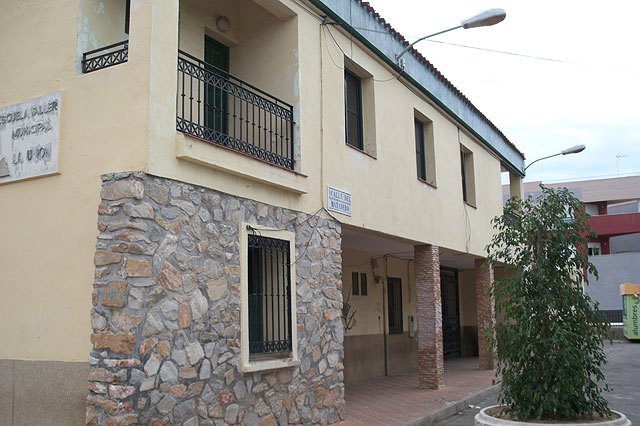 Comienzan las obras que convertirán el edificio del Matadero en la nueva sede de Servicios Sociales - 1, Foto 1