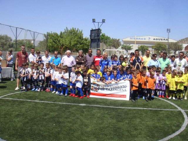 Los más pequeños triunfan en el II Torneo Biberón de fútbol - 1, Foto 1