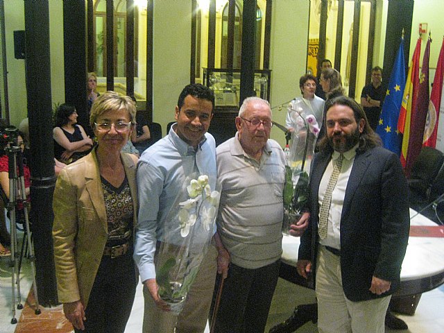 La convivencia como vía para fomentar la solidaridad y la relación intergeneracional - 2, Foto 2