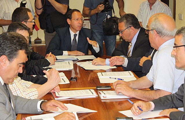 Cámara considera fruto de la improvisación·la prohibición de acceder a créditos para financiar inversiones municipales - 2, Foto 2