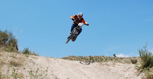 El totanero Jos Snchez Cnovas, campeon de la 2º  prueba del campeonato de España de descenso master 40 - 1