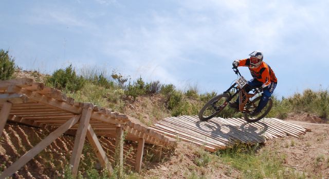 El totanero Jos Snchez Cnovas, campeon de la 2º  prueba del campeonato de España de descenso master 40 - 2