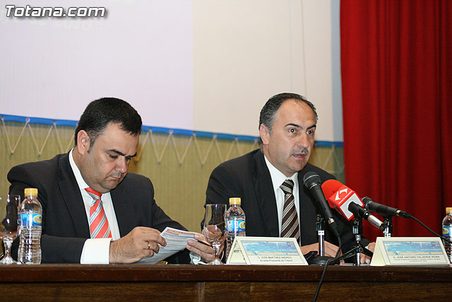 Autoridades municipales inauguran la jornada 