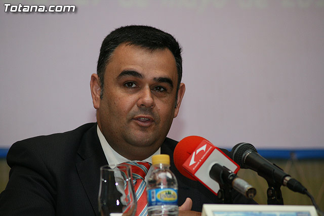 Autoridades municipales inauguran la jornada 