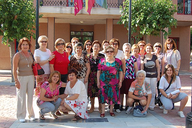 Las alumnas del Curso de Gerontogimnasia de Alguazas se van a Lorca - 1, Foto 1