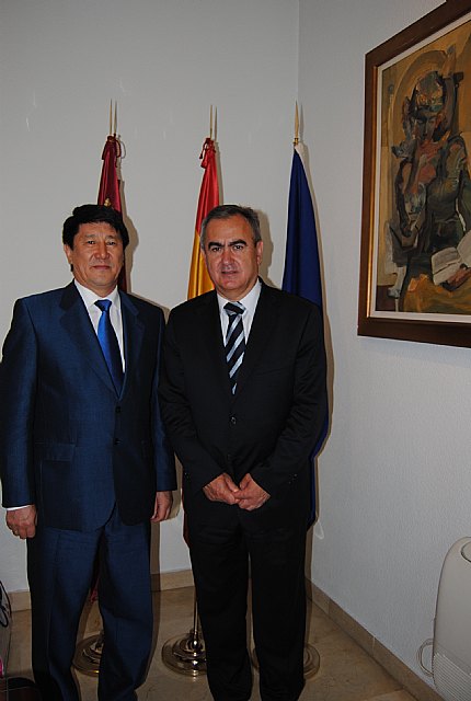 González Tovar se reunió con los embajadores de Kazajistán y México - 2, Foto 2